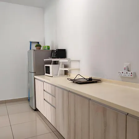 Pacific Place Ara Damansara Lrt Pool Parking Netflix Kitchen By Kenangan Homes Petaling Jaya Room photo