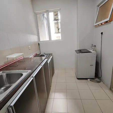 Pacific Place Ara Damansara Lrt Pool Parking Netflix Kitchen By Kenangan Homes Petaling Jaya Room photo