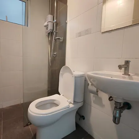 Pacific Place Ara Damansara Lrt Pool Parking Netflix Kitchen By Kenangan Homes Petaling Jaya Room photo
