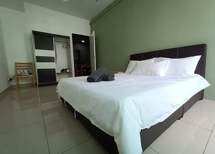 Pacific Place Ara Damansara Lrt Pool Parking Netflix Kitchen By Kenangan Homes