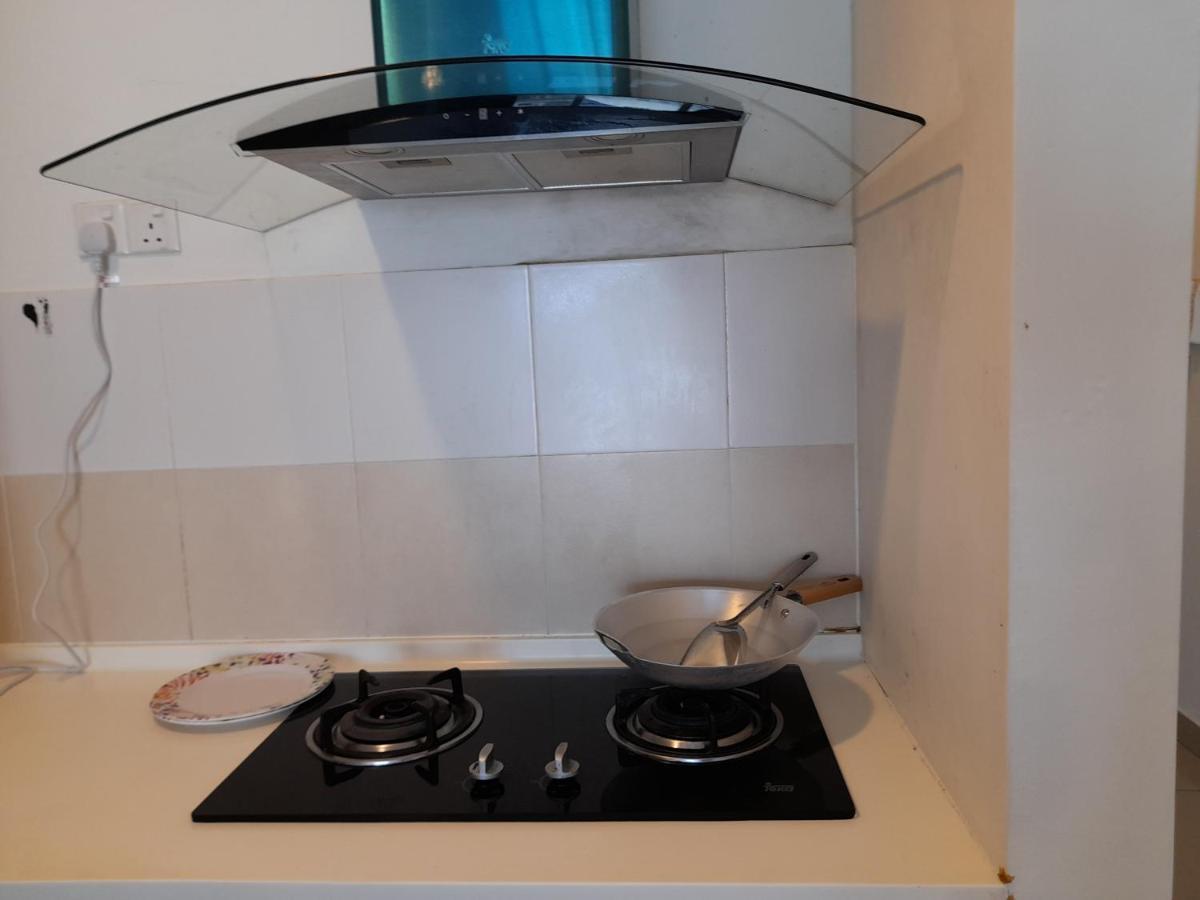 Pacific Place Ara Damansara Lrt Pool Parking Netflix Kitchen By Kenangan Homes Apartment