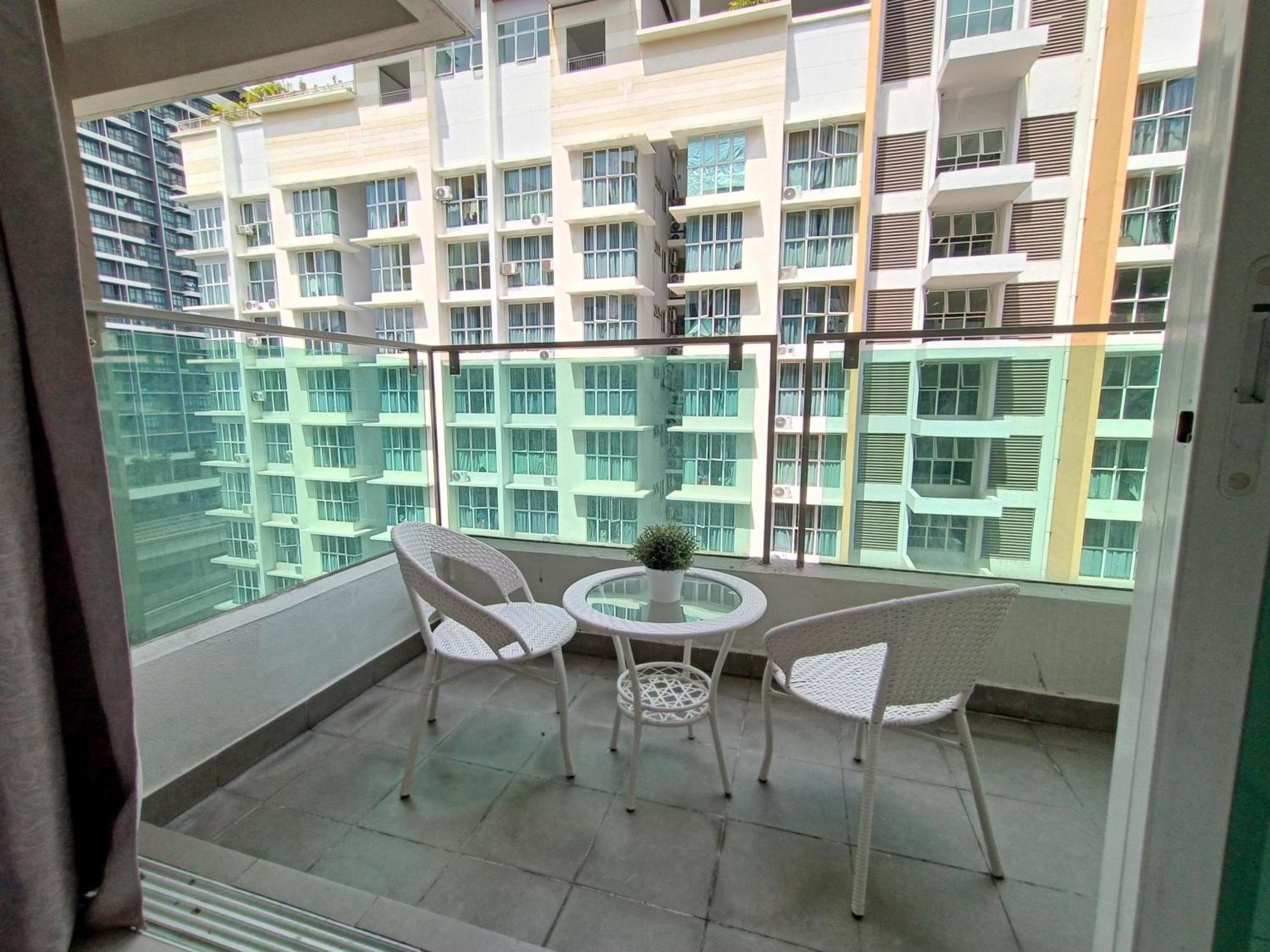 Pacific Place Ara Damansara Lrt Pool Parking Netflix Kitchen By Kenangan Homes Apartment *