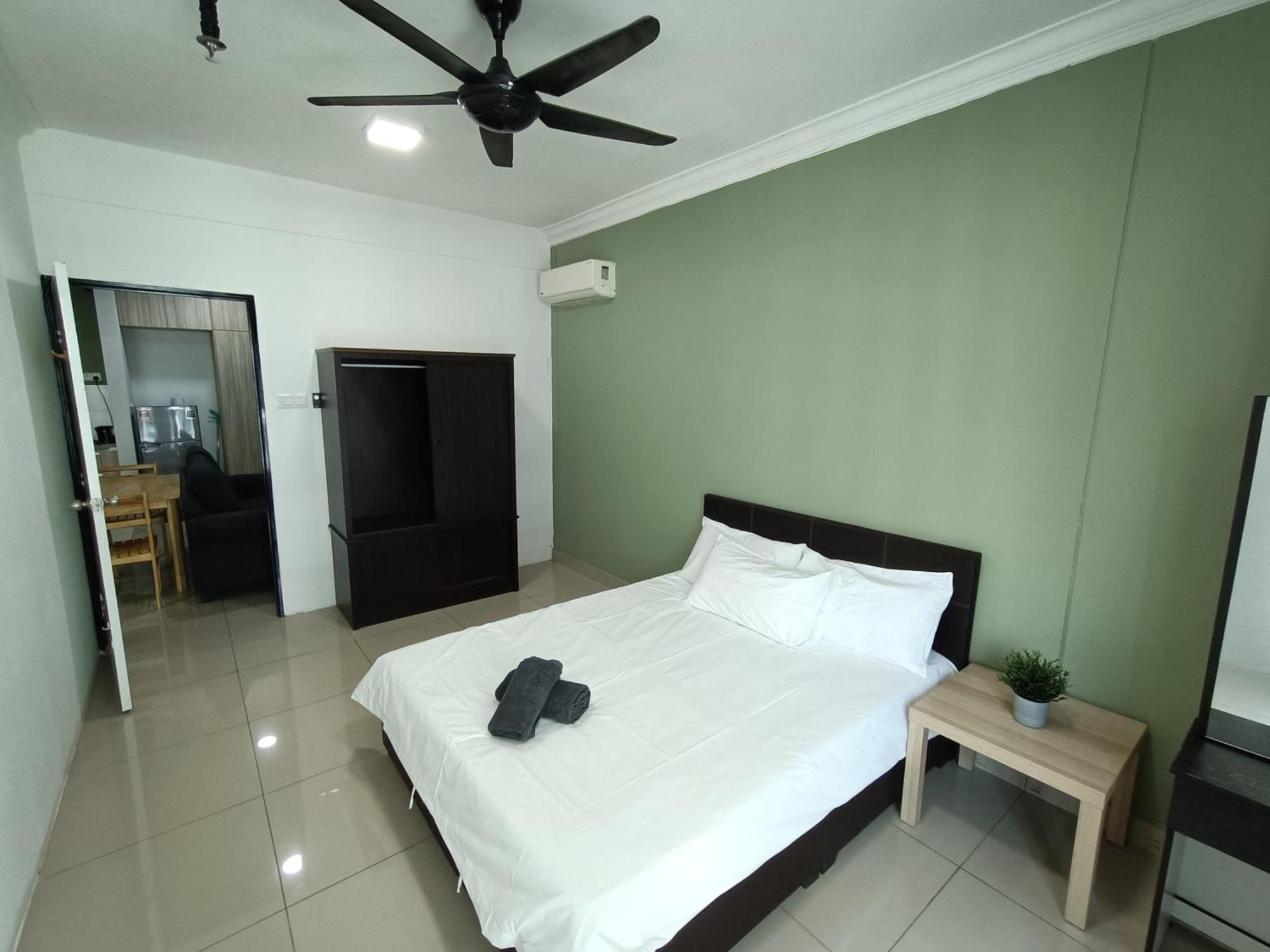 Pacific Place Ara Damansara Lrt Pool Parking Netflix Kitchen By Kenangan Homes *