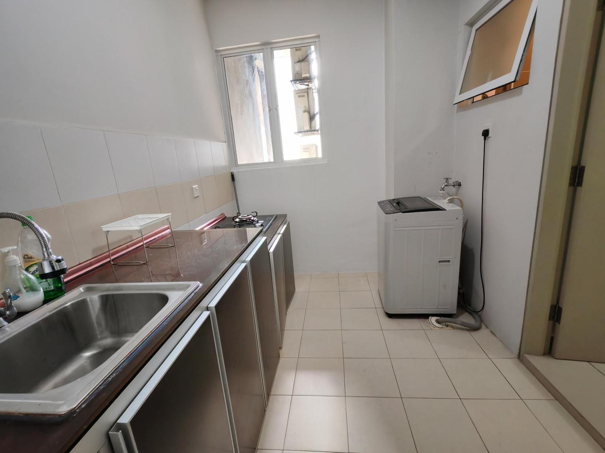 Apartment Pacific Place Ara Damansara Lrt Pool Parking Netflix Kitchen By Kenangan Homes *