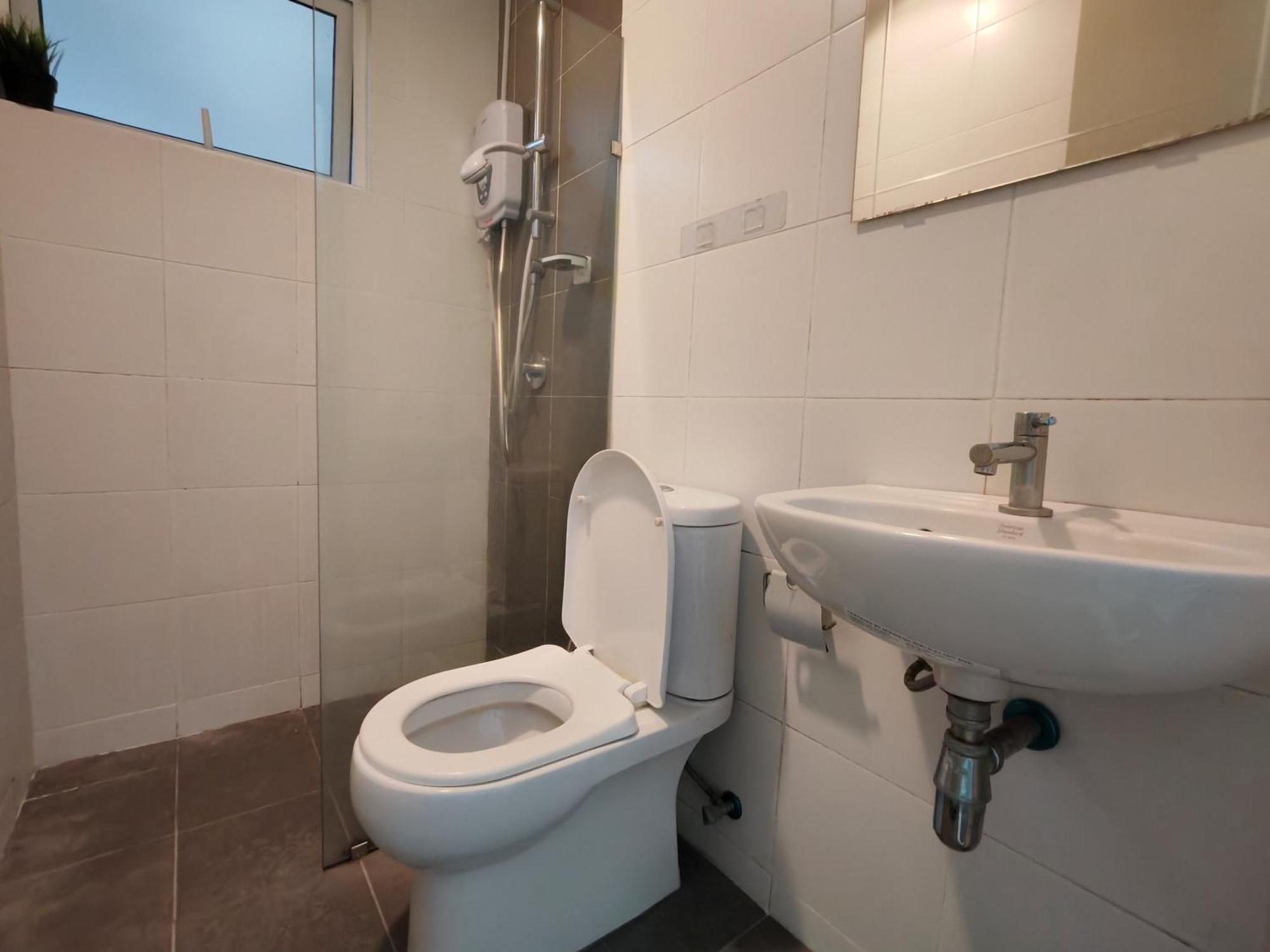 Pacific Place Ara Damansara Lrt Pool Parking Netflix Kitchen By Kenangan Homes * Petaling Jaya